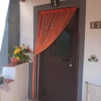 Casa- Vacanza Giro' - C2A6PEU3OW, hôtel à Aieta
