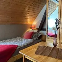 Haus Mohnke, хотел в Хидензее