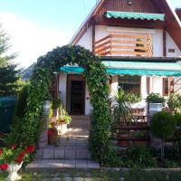 Family Home, hotel din Cheia