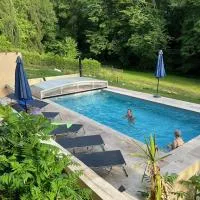 Résidence Les Milandes, hotel di Cazaubon