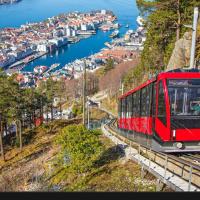 Sentrumsnær leilighet med 3 soverom., Hotel im Viertel Laksevåg, Bergen