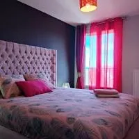 Le Thourottois*Centre ville*Wifi*Spacieux*Confort* Saint-Gobain, hotelli kohteessa Thourotte