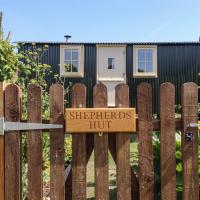 Shepherds Hut, hotel in Diss