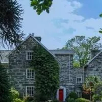Cae Nest Hall, hotell i Llanbedr