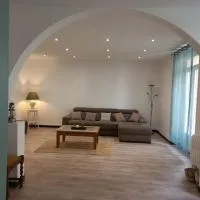Superbe appartement proche rivière, hotel v destinaci Bessèges