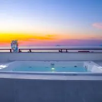 Duca d'Aosta Terrace, Skypool & Sauna、アックエドルチのホテル