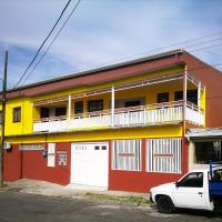 APTOS CASA CARIBE Self check in Apartments & Hostel type Private Rooms in Limon City, hotel in Puerto Limón