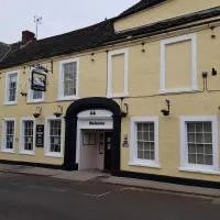Swan Hotel, hotel di Wotton under Edge