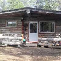 Cabin at Huskies Farm, Hotel in Inari