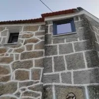 Casa Penedo do Raposo, hotell i Muxagata