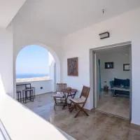 Loulaki Villas Santorini by MPS, хотел в Vourvoúlos