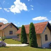 Garden 022, hotel a Vrdnik