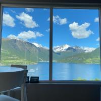 Olden Fjord Apartments, hotell sihtkohas Olden