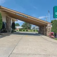 Quality Inn Magnolia، فندق في Magnolia
