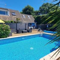 Beautiful apartment with private pool near Tenby