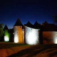 Chateau de Forges, hotel in Concremiers