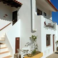 Casa dos Pinheiros, Hotel in Arrifana Strand