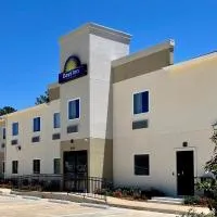 Days Inn by Wyndham Zachary LA、ザカリーのホテル