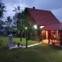 Srdića Kuća, отель в городе Trnava