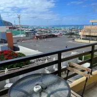 CORNELIAS HOME 4 between LAS VISTAS & LOS CRISTIANOS BEACH, hotel en Los Cristianos