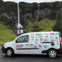 Rent Campervans, hotel cerca de Aeropuerto de Reikiavik-Keflavik - KEF, Keflavík