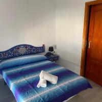 Casa Salma – hotel w dzielnicy Cerro-Amate w Sewilli