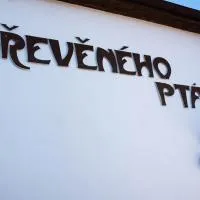 Penzion U Dřevěného ptáka, hotel v destinácii Protivín