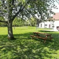 Studio à la campagne dans corps de ferme rénovée, hotelli kohteessa Chancey