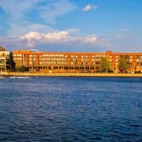 Best Western Plus Oswego Hotel and Conference Center، فندق في اوسويغو