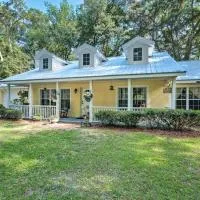 Viesnīca Serene Old Town Getaway Near Suwannee River! pilsētā Oldtauna