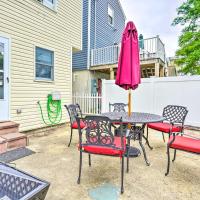 Family-Friendly Keansburg Home Walk to Beach, hotel in Keansburg