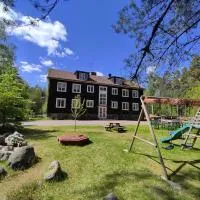 Villa Karllösa - Bed and Breakfast, hotell i Målilla