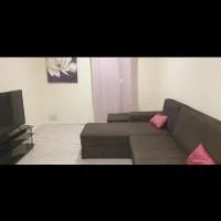 Appartement chaleureux au pied du tramway et à 10 mn de Valenciennes., hotel em Denain