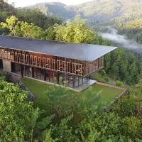 Santani Wellness Kandy, hotell i Kandy