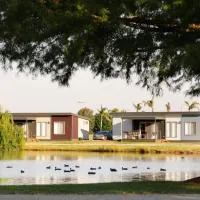 RACV Cobram Resort، فندق في كوبرام