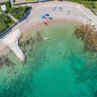 Luxury Apartment Balu 18 near the sea, hotel di Malinska