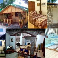 Traditional Filipino Transient House and HUTS near 100 Islands Wharf, hotel in Alaminos