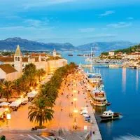 Mimoza Trogir, hotel a Trogir