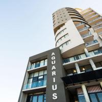Aquarius Luxury Suites, hotel in Bloubergstrand