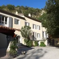Le Moulin du Paroy, Hotel in Serres