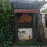 Lattanavongsa guesthouse, Bungalows and restaurants