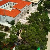 투체피에 위치한 호텔 Heritage Hotel Kaštelet