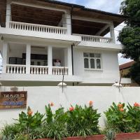 The Place to B&B - The Poolhouse, hotel en Msasani, Dar es Salaam