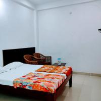 Kumbh Prayag Guest House By WB Inn, hotel near Allahabad Airport - IXD, Lukerganj