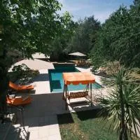 Ekin ô reV Gîte Fontessante, hotel v destinaci Montauroux