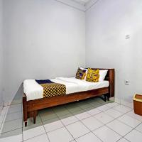 SPOT ON 91325 Pondok Hijau Guest House, hotel in Cilimus 2