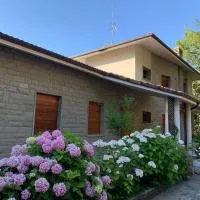 Peaceful Country Living at Apartments at Villa Clara – hotel w mieście Vimignano