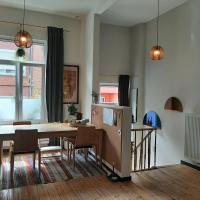 Charming house in Ghent, hotel di Oud Gentbrugge, Ghent