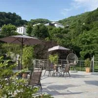 nira hotel, hotel u gradu 'Gonio'