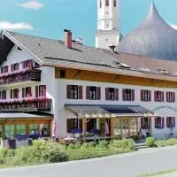 Gasthof Huberwirt GmbH โรงแรมในโรเซินไฮม์